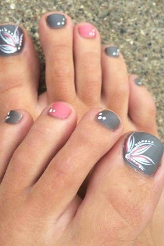 floral toe nail design floral toe nail design