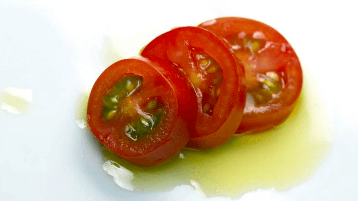 Tomato Face Mask for Dry Skin